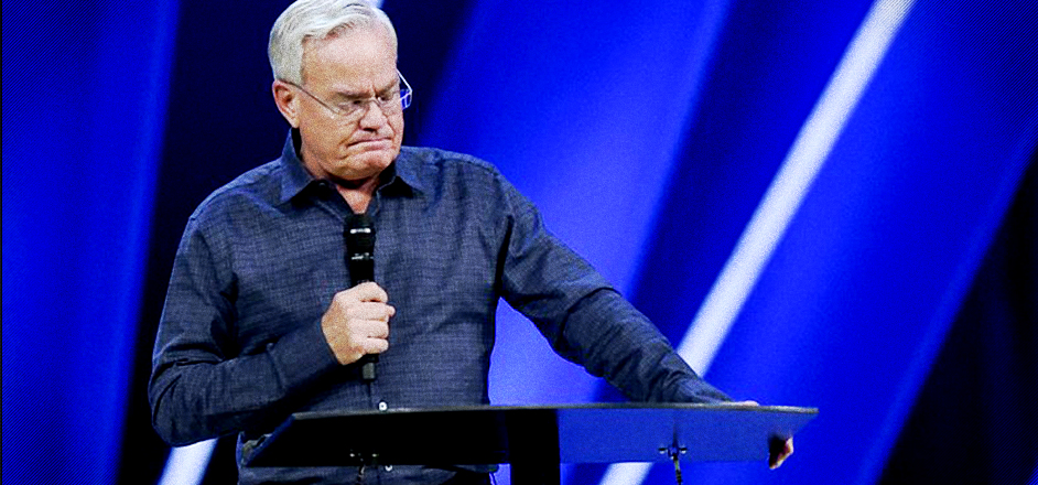 willow creek steps down leader